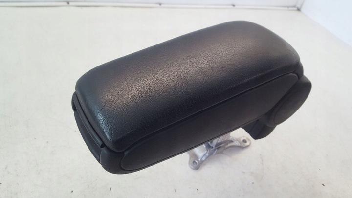 фото №7, Подлокотник туннель audi a6 c5 2,5 tdi