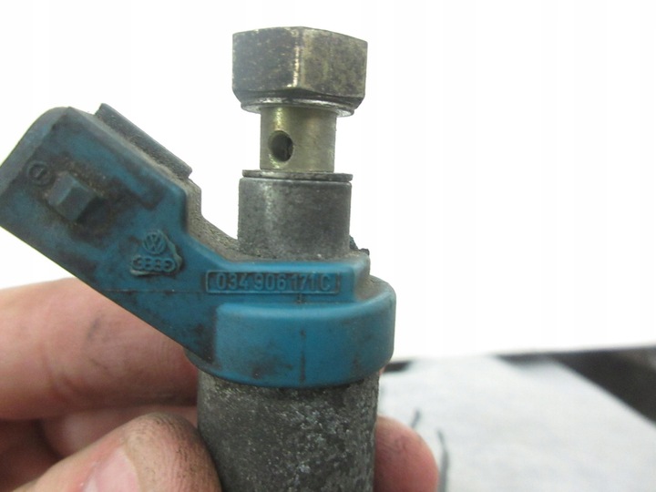 фото №11, Audi 80 100 форсунка інжектор пусковий 034906171c bosch 0280170432