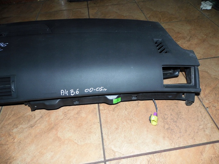 фото №6, Audi a4 b6 00-05' панель раздаточная капот