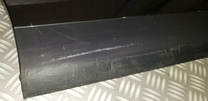 фото №8, Range rover vogue l405 планка дверь правая зад dół