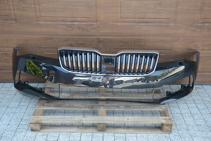 фото №1, Skoda superb iii рестайлинг 19- бампер перед распылители 3v0807221f org. хороший