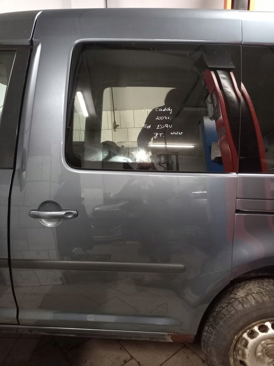 фото №1, Двері праві, лівий зад vw caddy ii 2007r ld7u