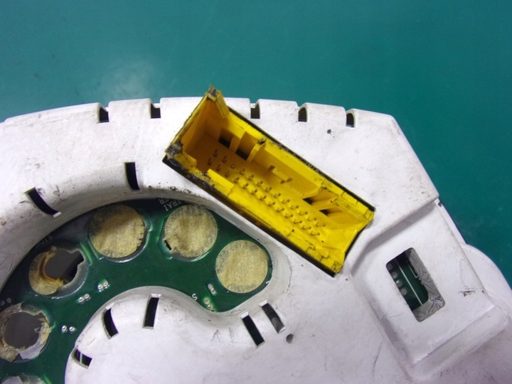 фото №6, Audi a4 b5 спидометр манометр 8d0919034