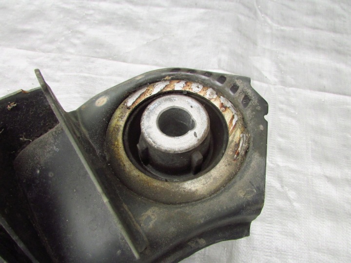 фото №13, Mercedes w213 w238 e-klasa балка подвески подрамник зад задние 2135841200