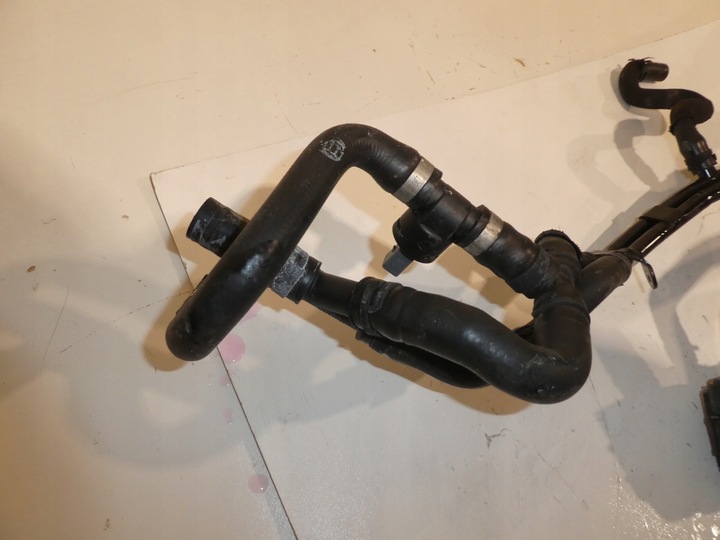 фото №5, Vw skoda seat шланг труба шланг помпа воды 04l965567 3q0121065b