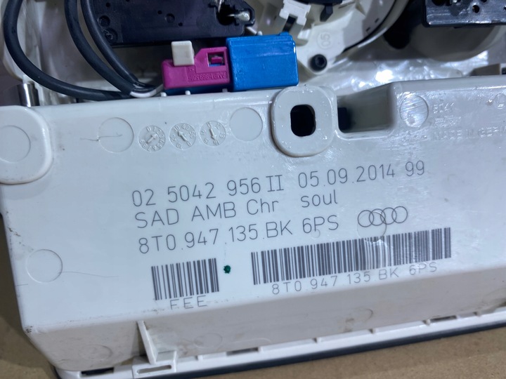 фото №5, Audi a5 s5 8t0 лампа стеля 8t0947135bk