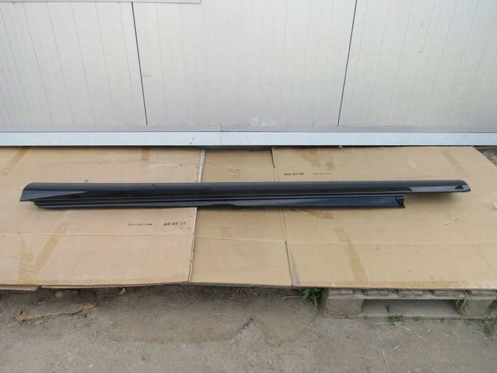 фото №1, Mercedes c w205 планка пороговая левая sedan код 197