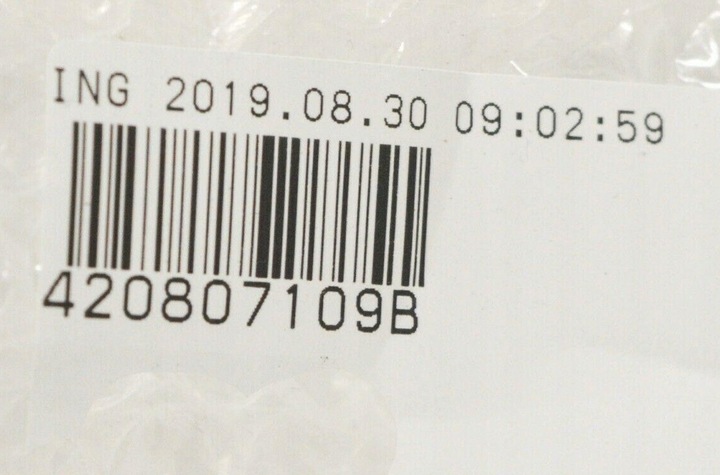 фото №9, Кронштейн vag do audi r8 год 2007 оригинальный 420807109b