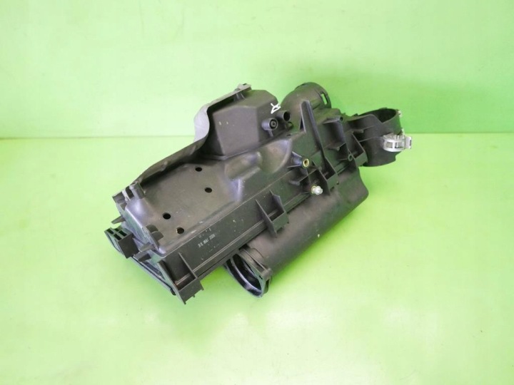 фото №10, Корпус фильтра воздуха mercedes w245 b180 2.0cdi