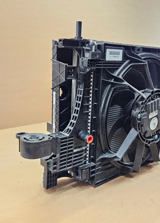 фото №3, Комплект радиатор вентиляторы volvo xc40 c40 ec40 ex40 polestar 2 ev400