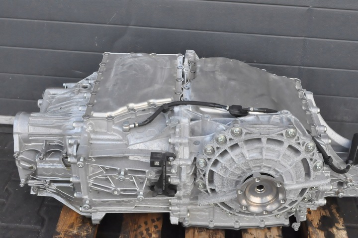 фото №12, Ferrari portofino f164 roma f169 3.9 v8 коробка передач 847403 4980000507 9,6tys