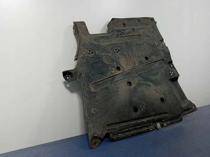 фото №4, Bmw 3 g20 g21 защита шасси зад правая 7435570