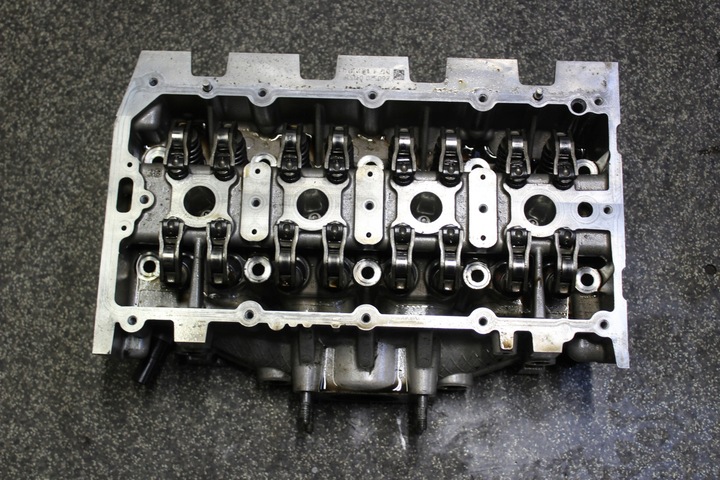 фото №1, Vw golf vii octavia 1.2 tsi cjz головка комплектная 04e103404t