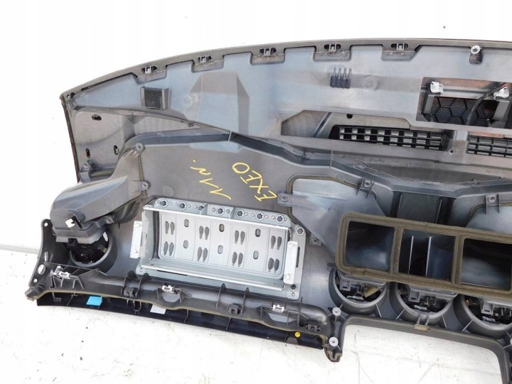 фото №7, Seat exeo 2011r торпедо раздаточная капот