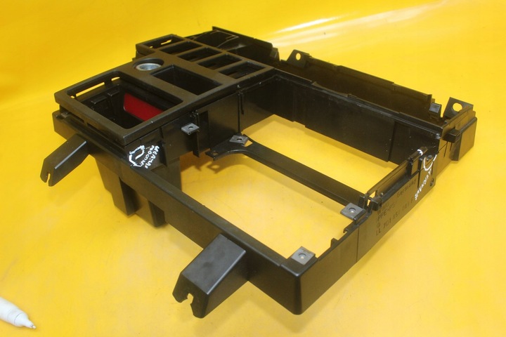 фото №7, Рамка корпус консоль vw transporter t4 fl 7d1819045l 7d0857925 7d0858337