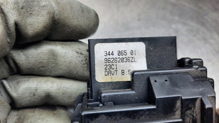 фото №6, Переключатель дворник peugeot 206 cc 2.0b 01r cabrio 96262036zl