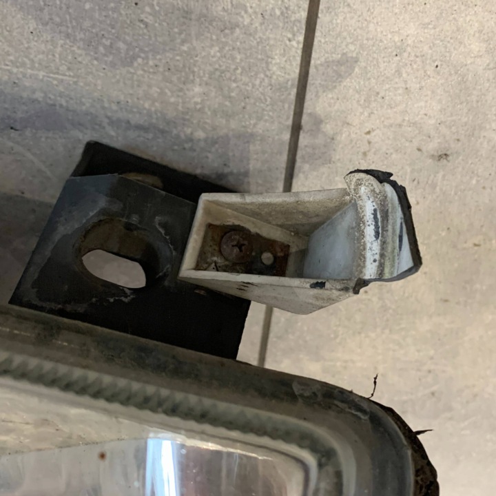 фото №6, Фара передняя левая повреждённые крепления 38210748 renault master ii