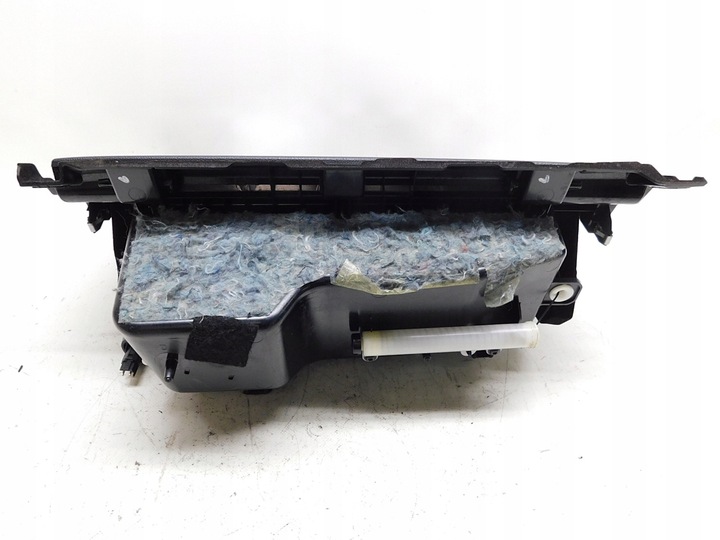 фото №12, Бардачок панелі пасажира - alfa romeo giulia eu