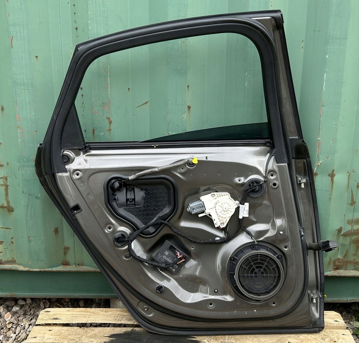 фото №9, Дверь левая задние левый зад audi a6 c7 рестайлинг ly1p sedan