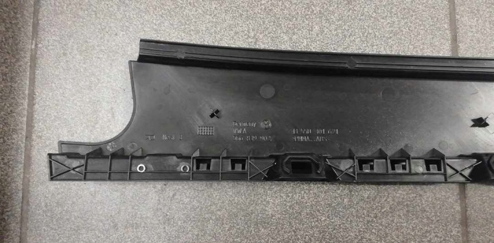 фото №6, Volkswagen golf vii молдинг стойка дверь правая зад 5g6839902a