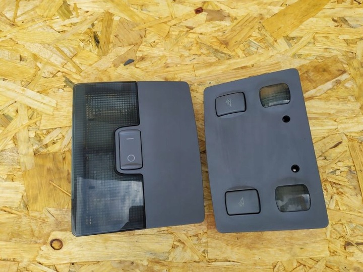 фото №15, Audi a8 d2 освещение лампа кабины 4b0947105