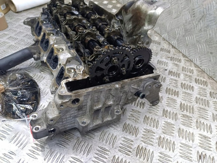 фото №4, Toyota avensis t27 2.0d головка двигуна n47c20a 781260804