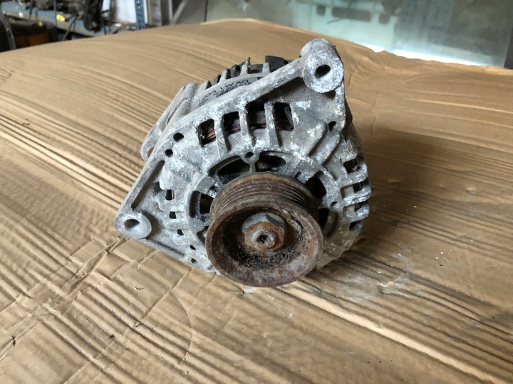 фото №1, Генератор 120 a audi a6 c5 a4 b5 a8 d2 2.5 tdi v6