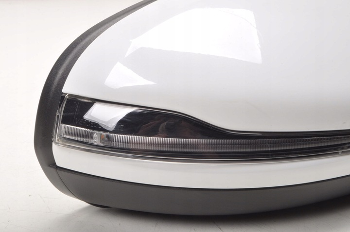 фото №10, Mercedes eqb x243 дзеркало праві електричні a0998108400 8 pin+3