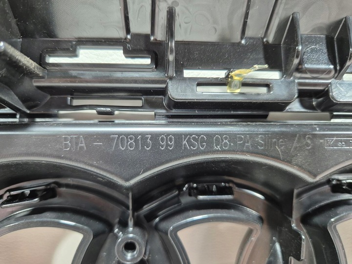 фото №11, Audi q8 sq8 s-line s line 2024- решётка радиатора решётка радиатор новый 4m8852651