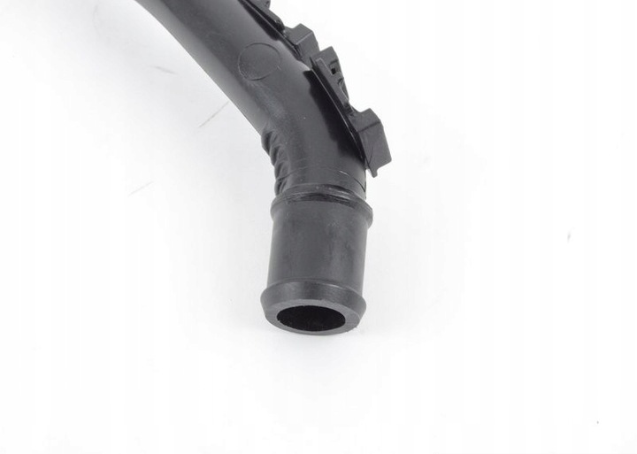 фото №8, Audi a1 оригинальная пластиковая труба жидкости охлаждающей двигателя