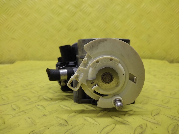 фото №5, Audi a6 c5 2.4 v6 дросельна заслінка 078133063ac