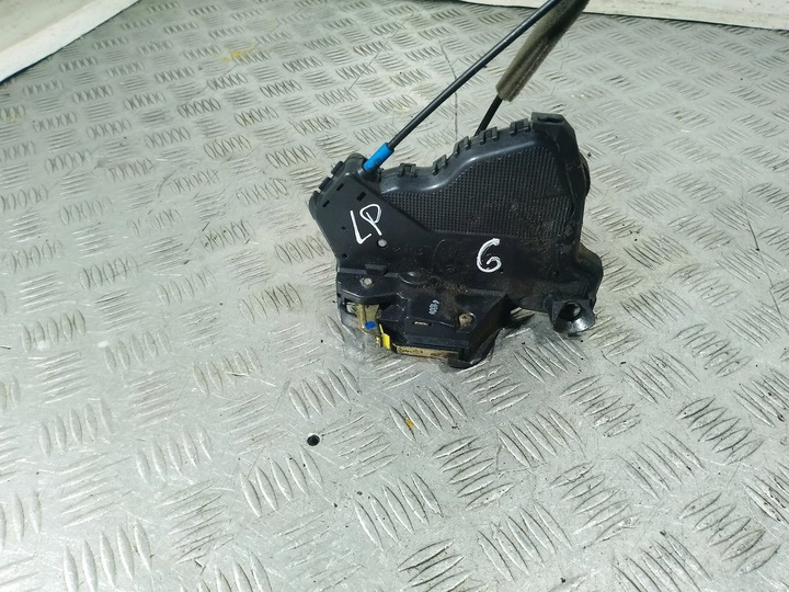 фото №1, Замок дверь левый перед toyota corolla verso ii