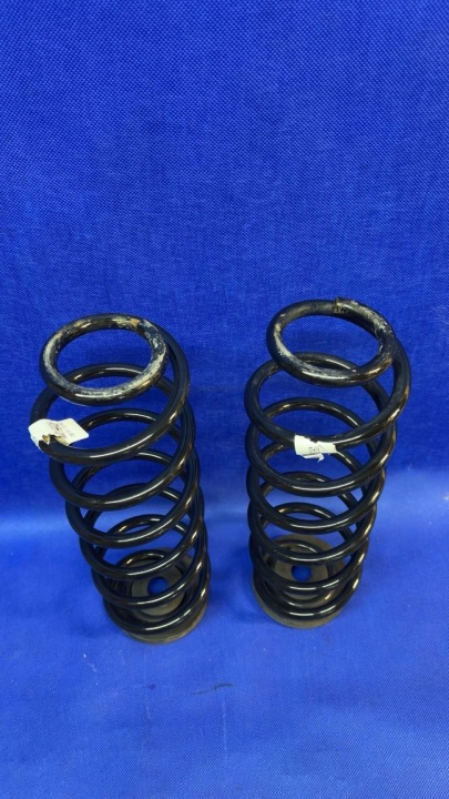 фото №8, Seat arona fr hb 1.0 tsi 81kw/110km 22r труба пружини зад 2q0511121 bq