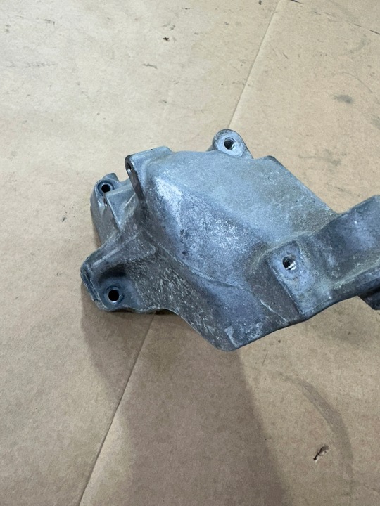 фото №6, Лапи двигателя правая mercedes s класс w222 s300 гибрид om651 2.2