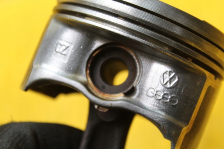 фото №10, Поршень шатун bse 1.6 8v mpi vw golf 5 v audi a3 8p octavia 2 seat