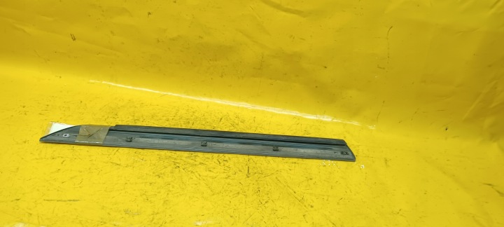 фото №9, Молдинг двері праві зад audi a3 8p fl 8p4853970d лак ly5j