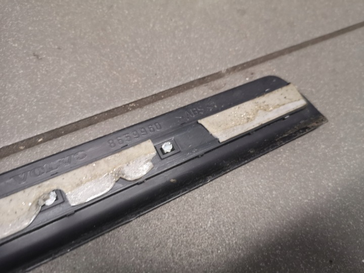 фото №10, Молдинг порога volvo xc90 8659960