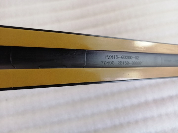 фото №6, Toyota prius планка дверь правая перед