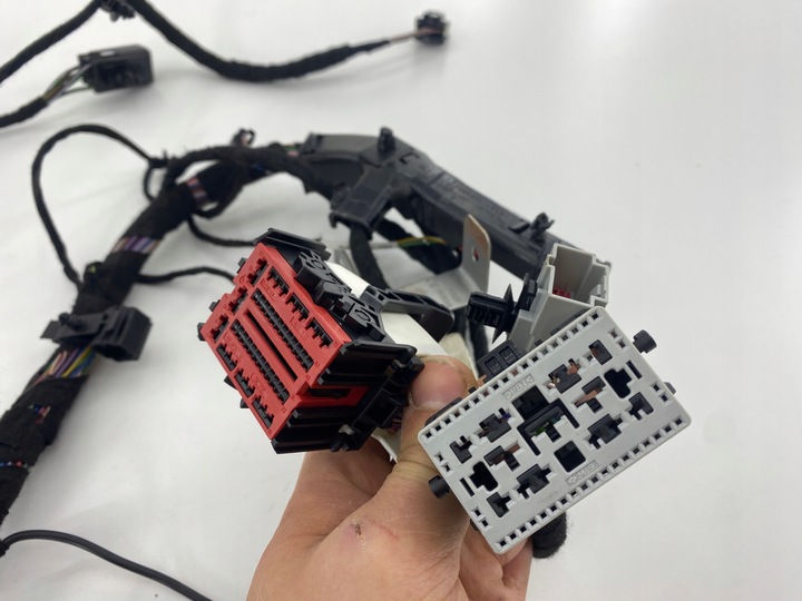 фото №11, Джгут інсталяційна консолі ford fiesta mk8 1.1b eu - комплектна