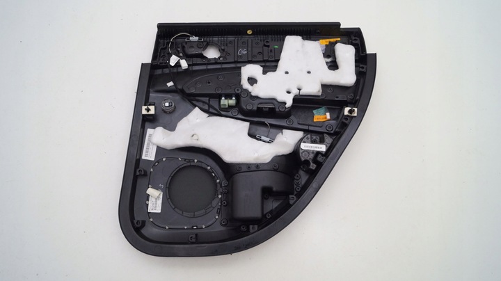 фото №2, Jeep cherokee wk2 srt обивка дверь левая зад