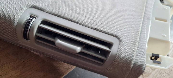 фото №8, A6 c8 4k захист накладка стійка b решітка повітропровід ліва 4k0867243d