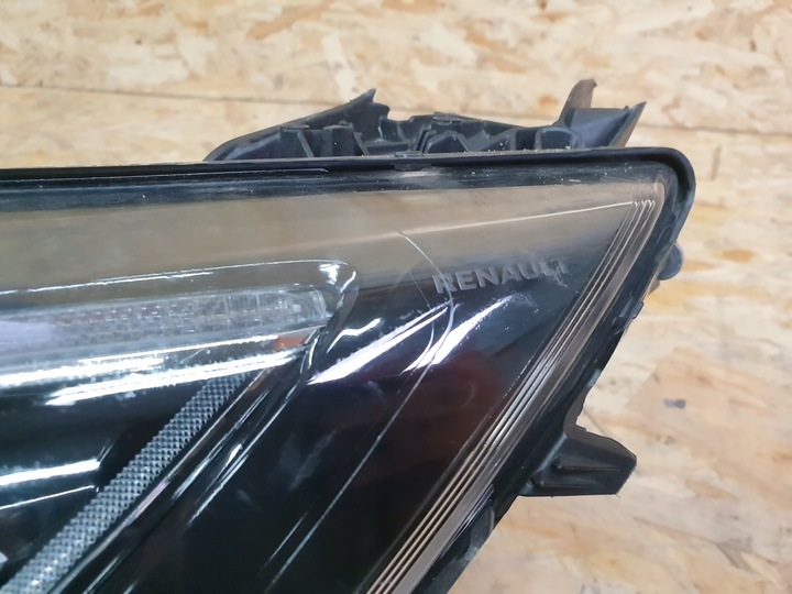 фото №3, Espace v рестайлінг лампа лівий перед 260601628r matrix