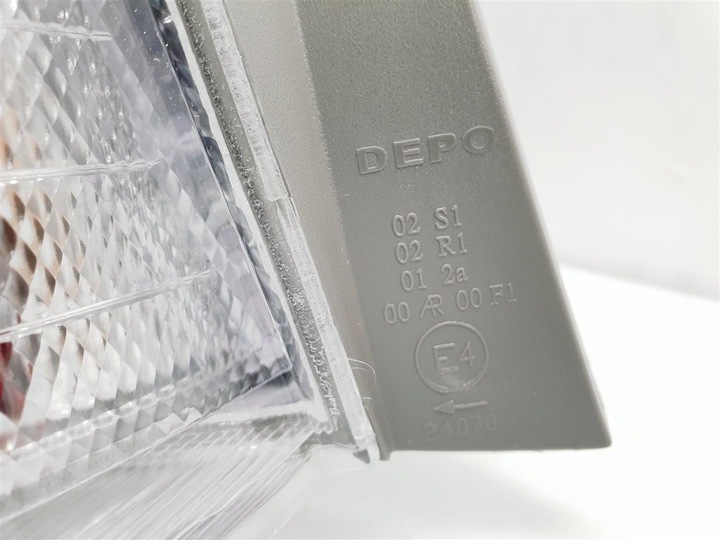 фото №3, Toyota verso 09-13r ліва лампа зад led eu !