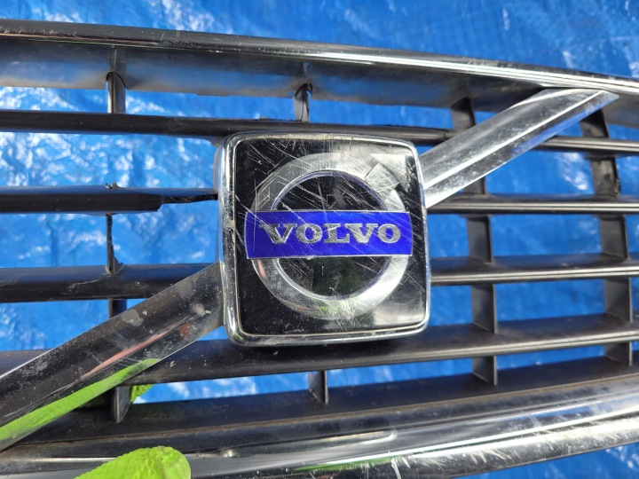 фото №7, Volvo s40 ii v50 | решітка радіатора решітка хром бампера перед рестайлінг 30744915