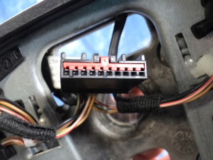 фото №9, Запчастини | zafira c astra j кермо мультифункція 13351039