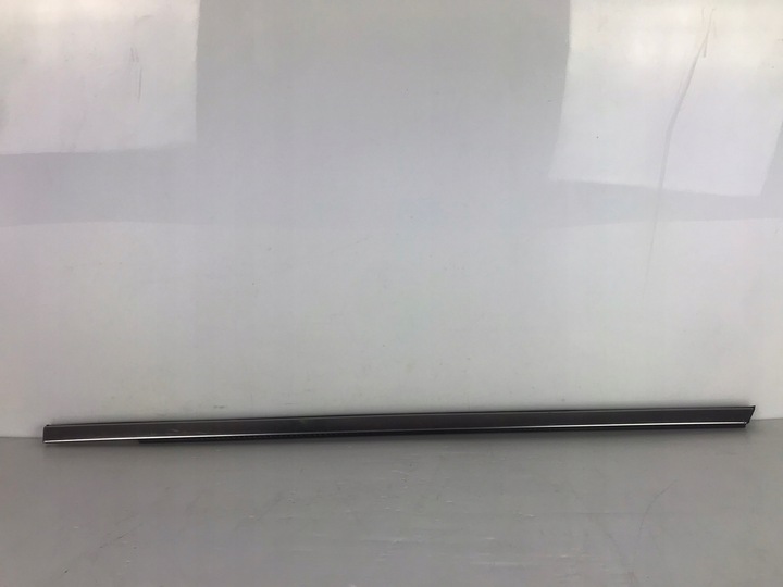 фото №1, Citroen c4 picasso ii планка накладка уплотнитель стекла правые перед 2014-