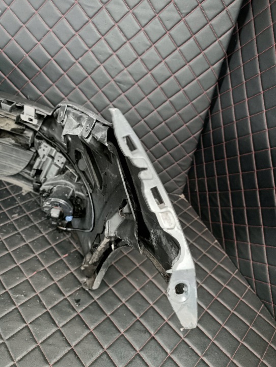 фото №12, Renault megane iii 09-12 бампер передний перед лак tekng