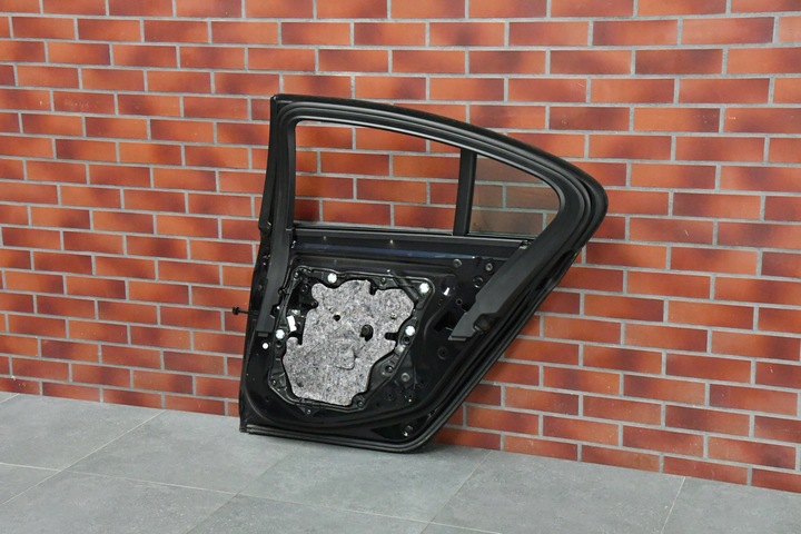 фото №10, Двері праві зад задні bmw 5 g30 m5 f90 колір 416 карбон-чорний