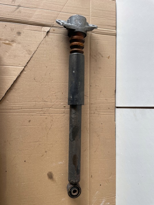 фото №5, Амортизатори зад пара vw passat b6 3c0512011cp 2010r.