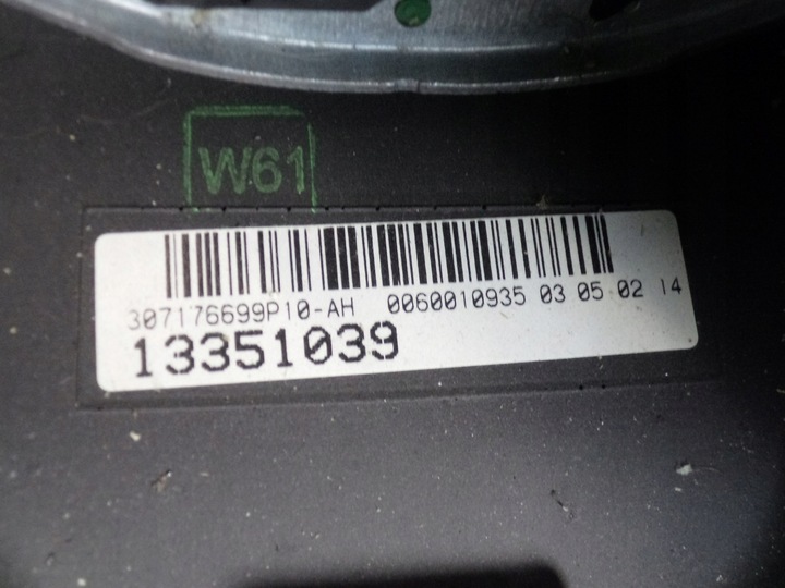 фото №10, Запчастини | zafira c astra j кермо мультифункція 13351039